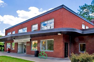 Exterior photo of Rockway Centre